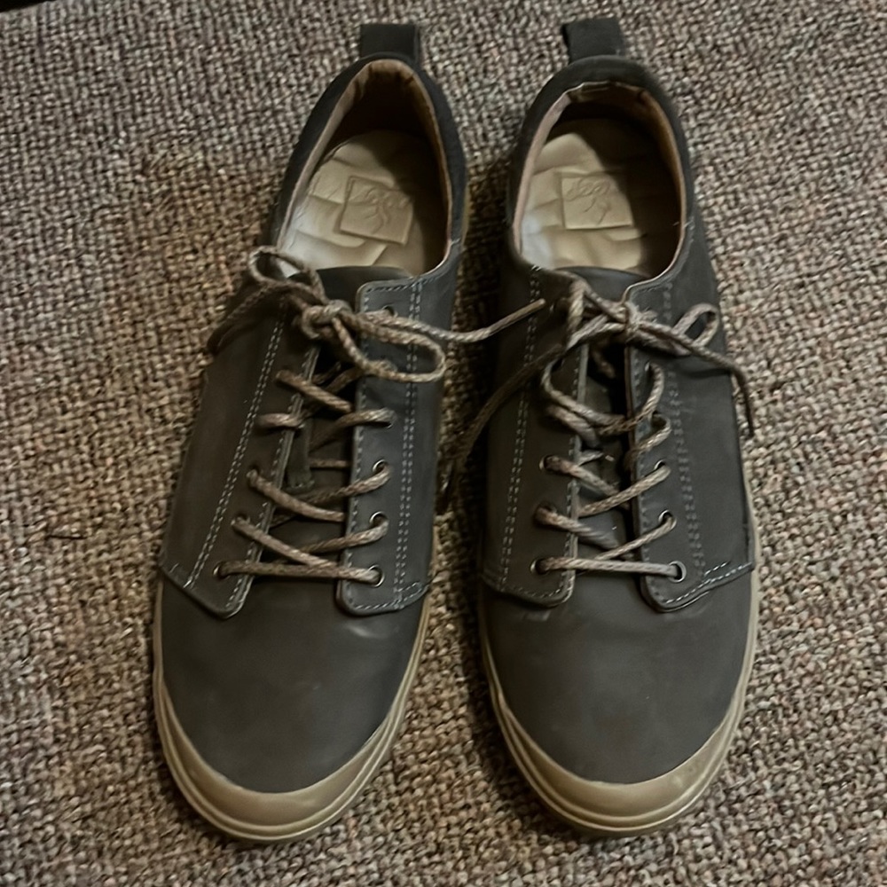 Reef shoes